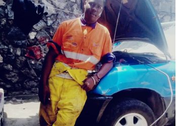 Goma : un jeune électromécanicien fait fonctionner un véhicule à l&rsquo;aide du gaz méthane