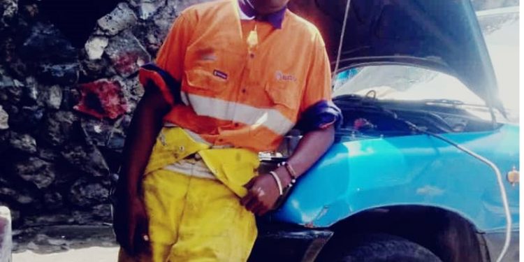 Goma : un jeune électromécanicien fait fonctionner un véhicule à l&rsquo;aide du gaz méthane