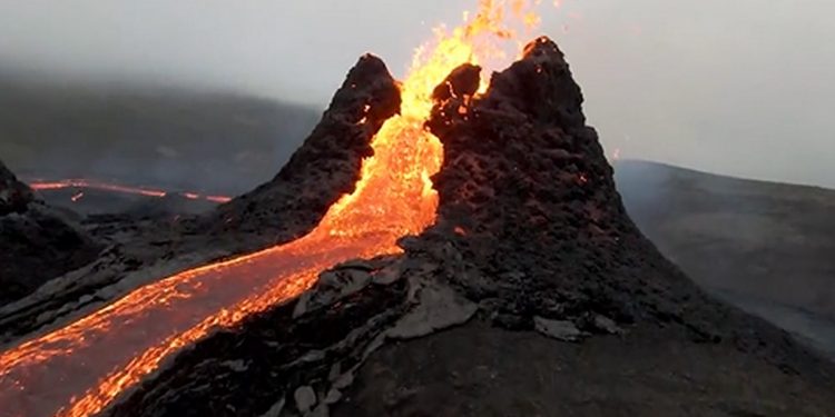 Première conférence internationale sur la gestion des volcans de Virunga : le ministre de la recherche scientifique a présenté les attentes du gouvernement