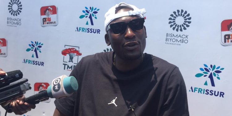 RDC : l&rsquo;international Bismack Biyombo à Goma pour remonter le moral des jeunes basketteurs