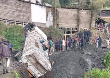 Erosion sur l&rsquo;axe routier Sake-Kashebere à Masisi Centre : la société « PREMIDIS Construction » lance les travaux pour rétablir les trafics