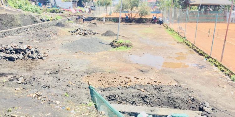 Court de tennis au CS de GOMA - Agora Grands-Lacs Goma : le nouveau terrain de tennis n’est pas construit sur l’espace réservé au Nzango moderne (Mise au point)