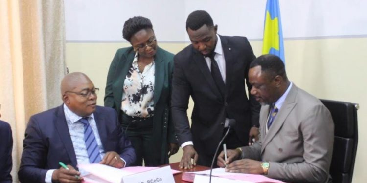 Gratuité de l&rsquo;enseignement de base en RDC : un protocole d&rsquo;accord signé entre l&rsquo;EPST et le BCCO pour la construction de 145 écoles au pays