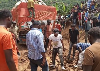 Guerre du M23 à Rutshuru : des véhicules bloqués sur la piste secondaire Mweso-Kanyabayonga faute de praticabilité