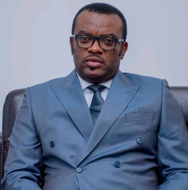 RDC le ministre de la Fonction publique annonce l’intégration d’au moins 100 000