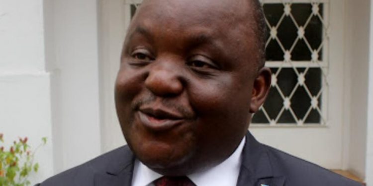 Antipas Mbusa Nyamwisi aux militants de la DCF-N : « Rares sont les partis politiques des années 90 et 60 qui survivent après la mort de leurs fondateurs »