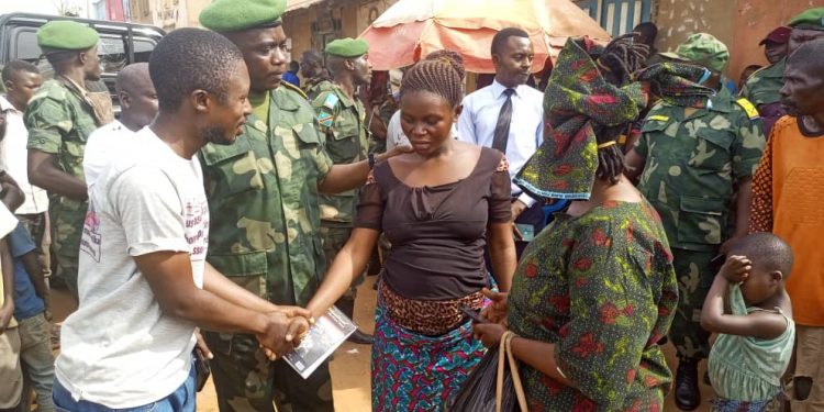 Beni : 3 anciennes otages des ADF remises aux autorités de Mangina par les FARDC