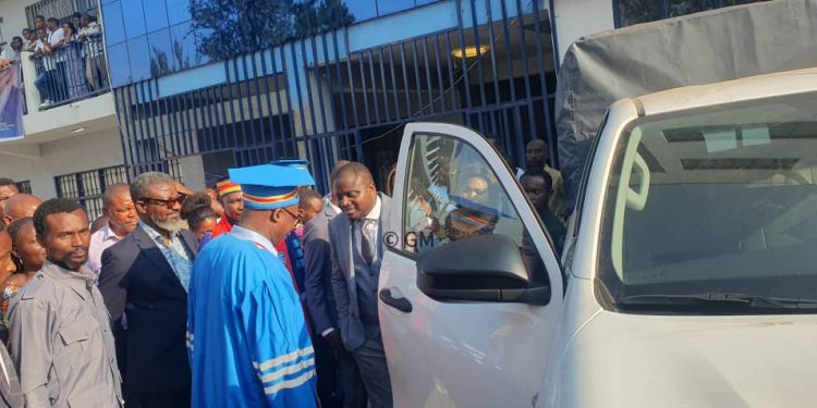 IMG-20230716-WA0002 - Agora Grands-Lacs Nord-Kivu : Muhindo Nzangi préside la cérémonie de remise du premier lot des véhicules aux Professeurs d’universités