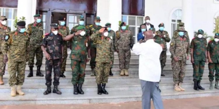 IMG-20230831-WA0112 - Agora Grands-Lacs Evaluation de l’opération Shujaa en RDC : Museveni en tête-à-tête avec les officiers FARDC et UPDF