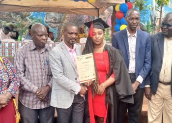 Remise des diplômes au centre de formation pour réfugiés congolais en Ouganda