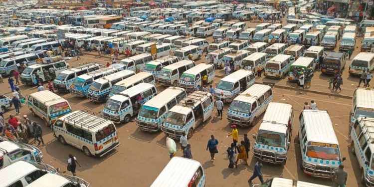 Libre circulation en Afrique de l&rsquo;Est : le Kenya et la Tanzanie ouvrent leurs frontières aux Congolais, mais l&rsquo;Ouganda temporise