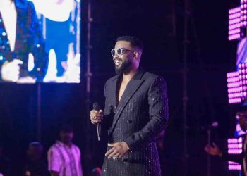 Succès fou pour Fally Ipupa à Kampala : l&rsquo;aigle de la rumba congolaise fait chavirer les foules