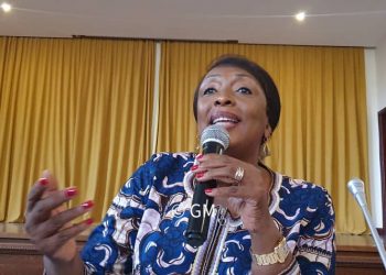 Présidentielle 2023 : la première candidature féminine réceptionnée par la CENI