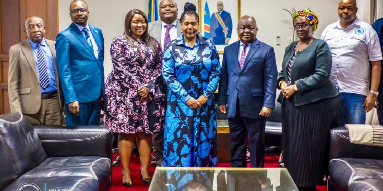 Une délégation du conseil consultatif électoral de la SADC chez Mbusa Nyamwisi