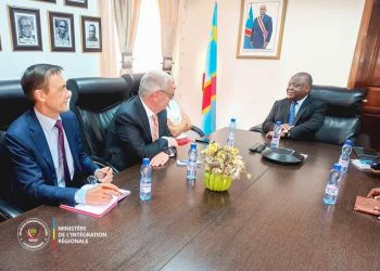 Diplomatie : Mbusa Nyamwisi échange avec des émissaires de la Belgique sur la sous-région de Grands-lacs
