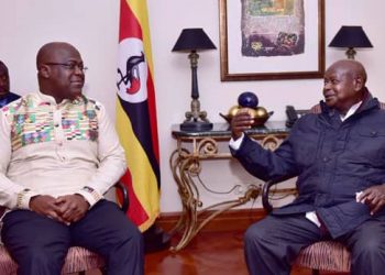 Museveni salue le soutien de Tshisekedi contre les terroristes ADF