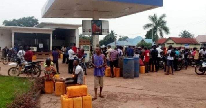 FB_IMG_1700668972579 - Agora Grands-Lacs Hausse de prix du carburant à Bunia : le litre passe de 5 000 à 10 000 en moins de 24 heures