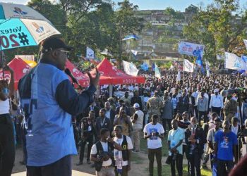 Élection en RDC : Félix Tshisekedi suspend momentanément sa campagne