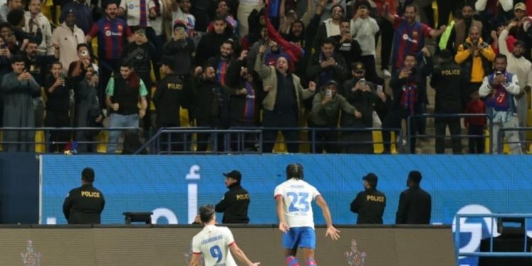 Supercoupe d&rsquo;Espagne : le Barça rejoint son éternel rival en finale
