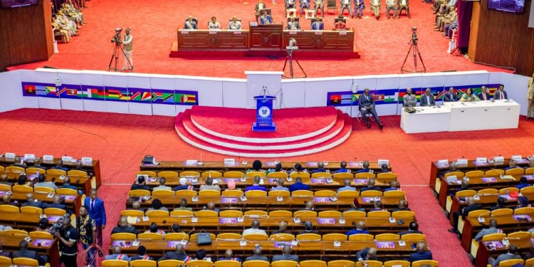 Fin du moratoire de l&rsquo;Assemblée nationale au gouvernement Sama Lukonde : que prévoit le ROI de la chambre basse en cas de refus de se prononcer ?