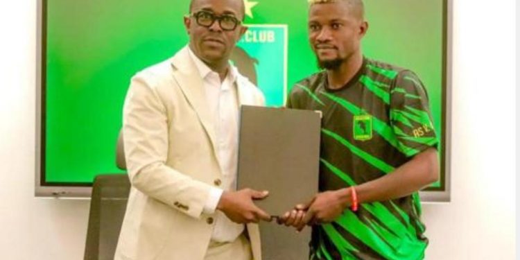 À peine son contrat résilié du Rwanda, Héritier Luvumbu s&rsquo;engage avec l&rsquo;As V. club de Kinshasa