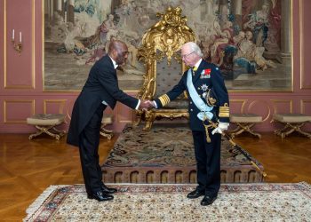 RDC-Suède : réception de la lettre de créance du nouvel ambassadeur congolais par le Roi Gustav XVI