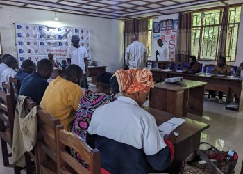 Renforcement des capacités en journalisme environnemental : les formateurs insistent sur la documentation