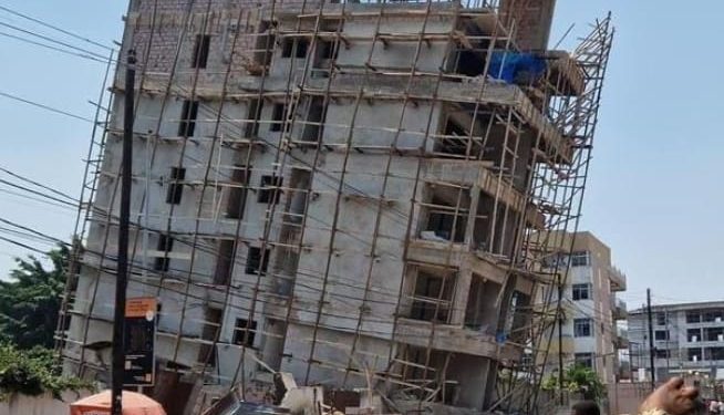 Kinshasa : le gouverneur annonce la démolition urgente de l’immeuble qui s’est affaissé à la Gombe