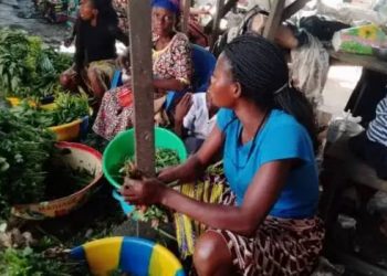 Ituri : l&rsquo;administrateur du marché central de Bunia interdit tout étalage sur le sol