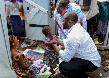 Guerre de l&rsquo;Est : l&rsquo;ambassadeur de Fonarev en visite dans les camps des déplacés