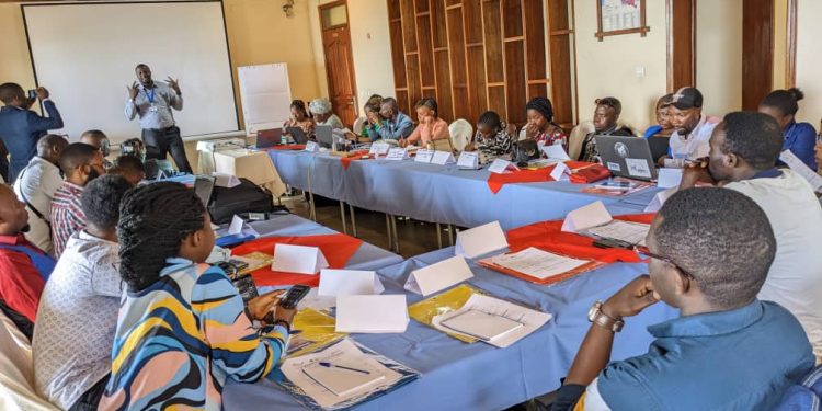 IMG-20240424-WA0007 - Agora Grands-Lacs Atelier de formation à Bukavu : les journalistes appelés à mettre en avant leur responsabilité sociale pour la restauration de la paix