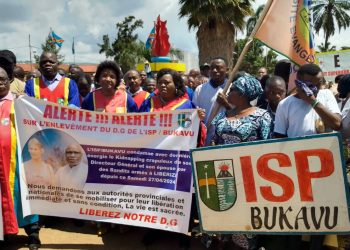 Bukavu : les universitaires marchent pour une implication des autorités dans la libération du DG de l&rsquo;ISP enlevé