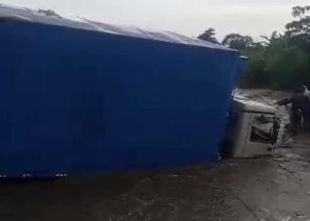 Ituri : le trafic routier Bunia-Kasenyi bloqué suite au débordement de la rivière Manje-Sona