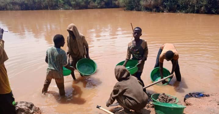 Ituri : plus de 570 enfants mineurs utilisés dans des sites miniers