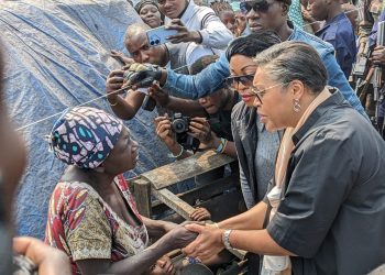 Guerre du M23 /RDF : Judith Suminwa rassure les déplacés, « Tout ce que nous devons faire, c&rsquo;est combattre »