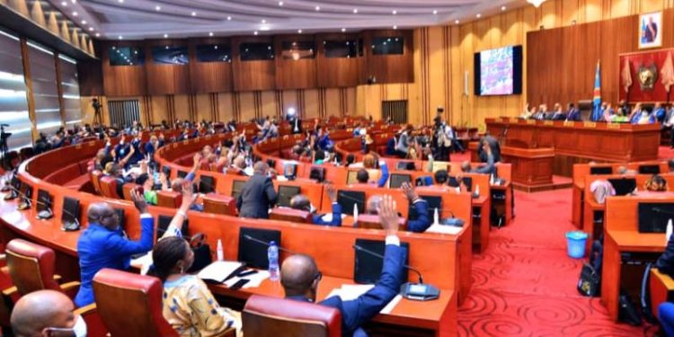 IMG-20240707-WA0113 - Agora Grands-Lacs Scandale financier au Sénat : Sanguma accuse, Kinduelo refute, Mutamba instruit (Dossier)