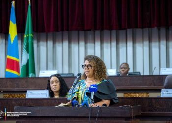 Crise sécuritaire dans l&rsquo;Est : Thérèse Kayikwamba appelle à un retrait « responsable » de la Monusco