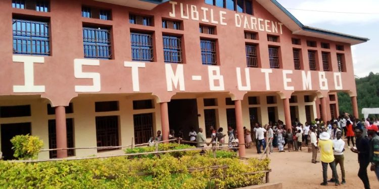 IMG-20240925-WA0019 - Agora Grands-Lacs Crise à l’ISTM Butembo : les étudiants hésitent à payer les frais académiques tant qu’aucune solution n’a été trouvée