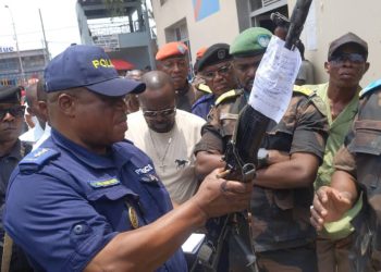 Insécurité à Goma : le maire remet une vingtaine de présumés bandits à la justice militaire