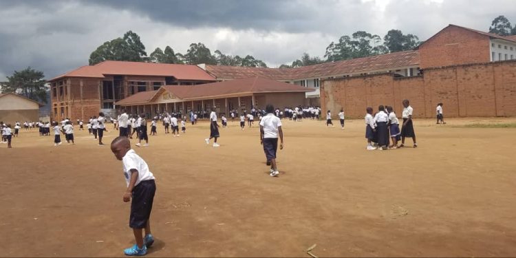 Levée de grève par le SYNECAT à Butembo : la rentrée scolaire semble toujours parsemée d’embûches