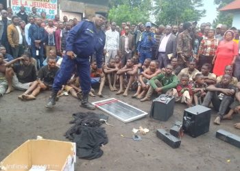 Beni : la police présente une quarantaine de présumés criminels à Kasindi