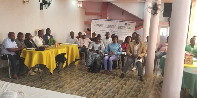 IMG-20241110-WA0052 - Agora Grands-Lacs Butembo : journalistes et militants de mouvements citoyens échangent sur le code numérique