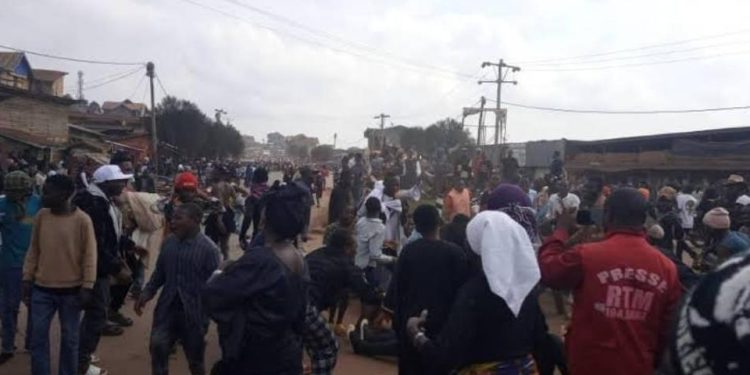 Insécurité à Butembo : la ville paralysée après la mort d&rsquo;un conducteur de moto-taxi à Kambali