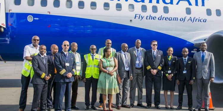 air rwanda - Agora Grands-Lacs Guerre de l’Est : des avions Rwandais interdits de survol et d’atterrissage en RDC