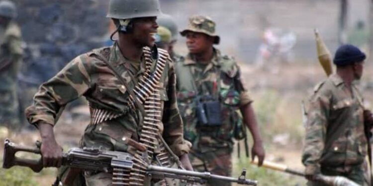RDC : le Gouvernement double le salaire des policiers et militaires