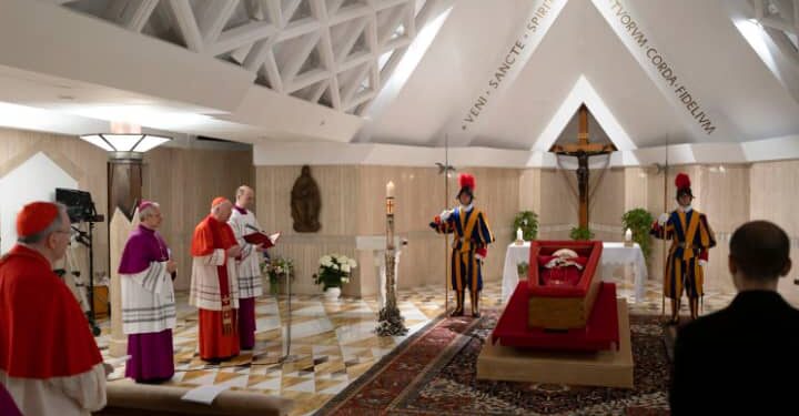 IMG-20250422-WA0028 - Agora Grands-Lacs Mort de Pape François : le Vatican annonce la date des obsèques