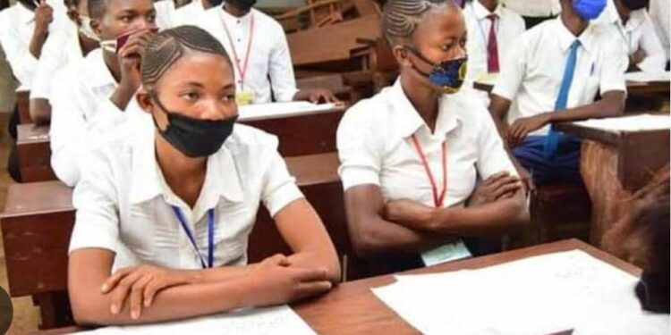 Exetat au Nord-Kivu : après les plaidoiries de la Fondation Bakalania, le gouvernement congolais exempte les élèves finalistes des zones M23