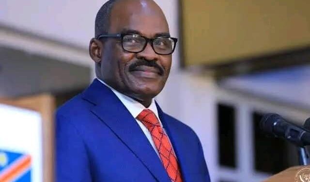 RDC : Firmin M&rsquo;vonde derrière Nicolas Kazadi !