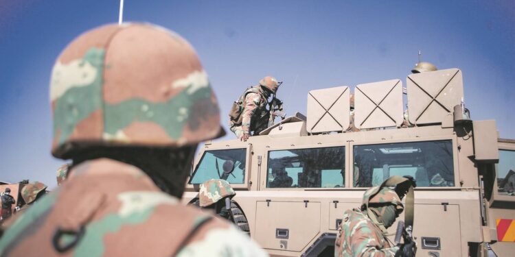 Conflit dans l&rsquo;Est : le premier groupe de soldats Sud-africains rapatrié