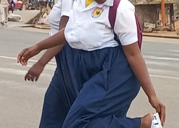 RDC : les écoles instruites de maintenir les élèves enceintes (Note circulaire)